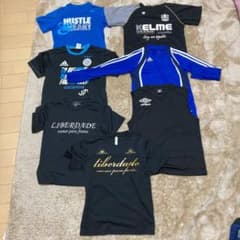 サッカーウェア、Tシャツのサムネイル