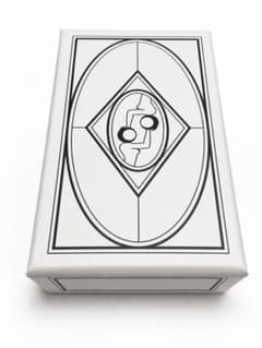 【希少タロット】A Divine Feminine Tarot Deckのサムネイル