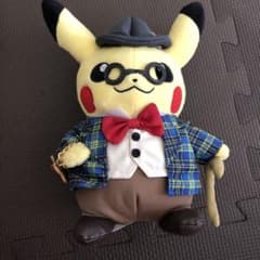 포켓몬 센터 한정 봉제인형 신사풍의 피카츄