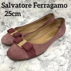 Salvatore Ferragamo ヴァラ バレエシューズ　ピンク　スエードのサムネイル