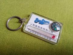 横浜ベイスターズ仕様 温度計＆コンパス キーホルダーのサムネイル