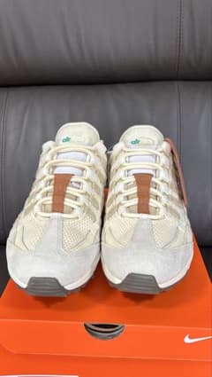 新品未使用 Nike AirMax 95 エアマックス 29.0cm ゴルフのサムネイル