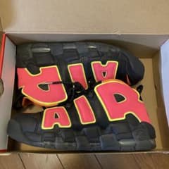 NIKE ナイキ　モアアップテンポ　ホットパンチ　モアテンのサムネイル