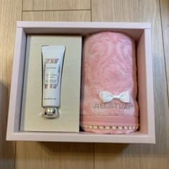 JILLSTUART  ハンドクリーム タオルセットのサムネイル