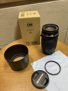 M.ZUIKO DIGITAL ED 75-300mm F4.8-6.7 IIのサムネイル
