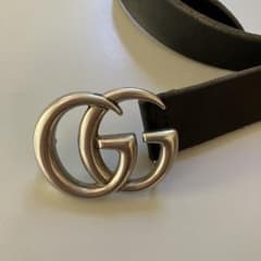 GUCCI グッチ　ベルト シルバー　GGロゴのサムネイル