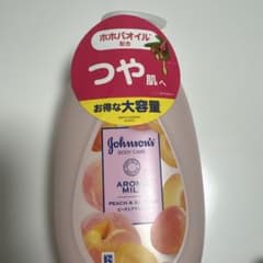 ジョンソン ボディケア アロマミルク ピーチ＆アプリコットのサムネイル