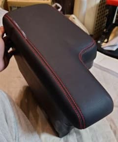 [Evo 8様 専用]新型ジムニー アームレスト JB64/JB74のサムネイル