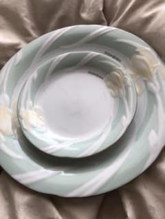 イブサンローラン食器のサムネイル