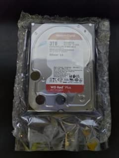 【未開封品】WD Red Plus WD30EFZX 3TB (2)のサムネイル