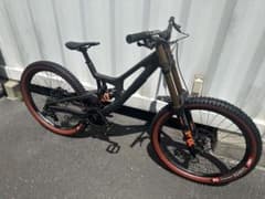 【SANTACRUZ V10 7 超美品！】※配送対応しました！ SANTACRUZ V10 7 超美品！】※配送対応しました！ - メルカリ