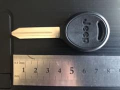 JEEP(クライスラー)ブランクキー、カギのサムネイル
