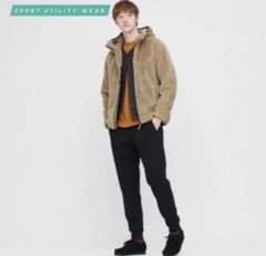 UNIQLO 防風ファーリーフリース　フルジップパーカー  色：ベージュのサムネイル