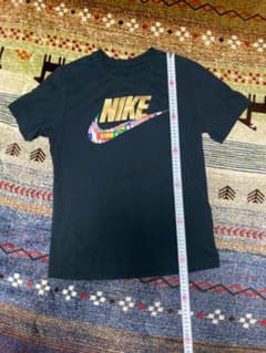 NIKE 金ロゴ国旗 サイズMのサムネイル