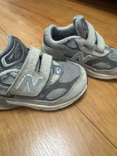 New Balance 990 グレー ベルクロスニーカー 16cm - メルカリ