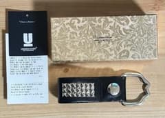 UNDERCOVER ピラミッドスタッズ　レザーキーホルダー　外箱・タグ付き UNDERCOVER ピラミッドスタッズ レザーキーホルダー 外箱・タグ付き