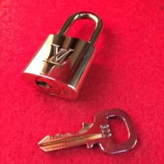ルイヴィトン  パドロック（南京錠）のサムネイル