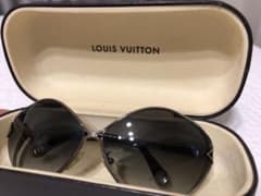 LOUIS VUITTON サングラスのサムネイル