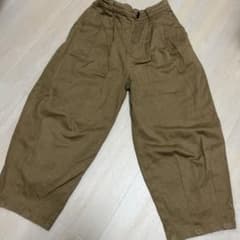 タックワイドパンツ　チノパンのサムネイル