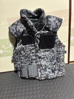 【最終値下げ】航空自衛隊 防弾チョッキ 二型 最終値下げ】航空自衛隊 防弾チョッキ 二型 - メルカリ
