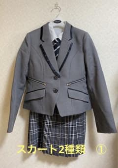 卒業式　女子スーツ　コシノミチコのサムネイル