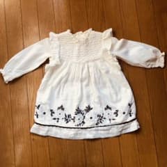 ZARA ワンピース　花柄のサムネイル