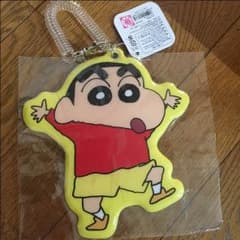 クレヨンしんちゃんパスケースのサムネイル