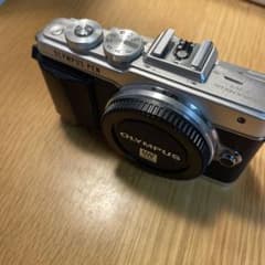 ジャンク品　OLYMPUS PEN ミラーレス一眼 シルバーのサムネイル