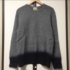 Acne Studiosのウールニットのサムネイル