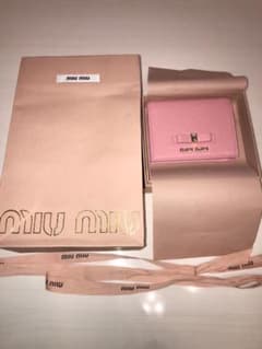 MIUMIU ミュウミュウ　MADRAS マドラス　財布　二つ折り　レザーのサムネイル