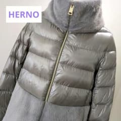 HERNOグレー フェイクファーダウンジャケット38美品のサムネイル