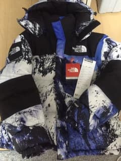 supreme×north face バルトロ　M sizeのサムネイル