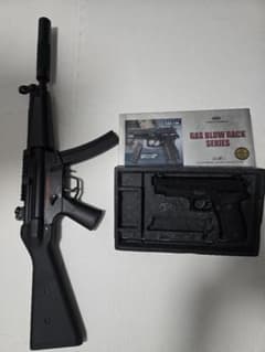 mp5A4スタンダード　p226E2　東京マルイ　電動ガン　ガスガン　おまけつきのサムネイル