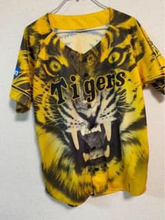 阪神タイガース ユニフォームのサムネイル
