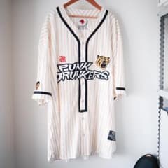 【美品】PUNK DRUNKERS × 阪神タイガース ベースボールシャツ XL 美品】PUNK DRUNKERS × 阪神タイガース ベースボールシャツ XL - メルカリ