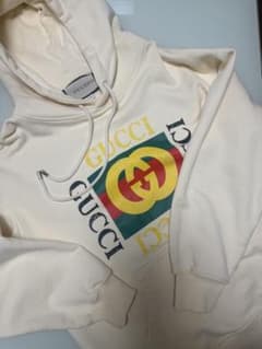 GUCCI GGロゴ パーカー M アイボリー 美品 - メルカリ