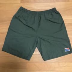 スタンダードカリフォルニア　ハーフパンツ　カーキ　W32 Mサイズのサムネイル