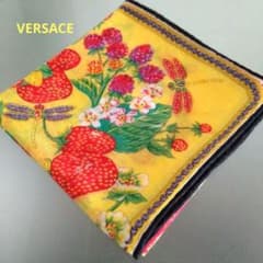 VERSACE ヴェルサーチジャガード織 ハンカチ ストロベリー柄　イエロー