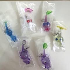 ピクミン　めじるしチャームセット青　紫　白　光　羽のサムネイル