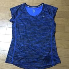 NIKE ナイキ Tシャツのサムネイル