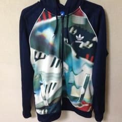 【トトーリトーメン様専用】adidasoriginalsスニーカー柄パーカーのサムネイル