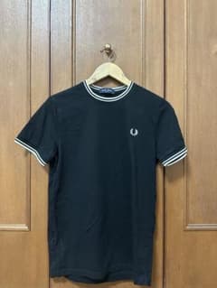 FRED PERRY フレッドペリー Tシャツ ブラック XSのサムネイル