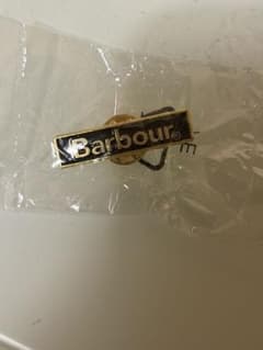 Barbour ゴールド バッジ　未開封のサムネイル