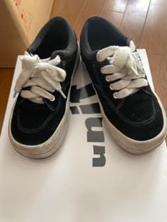 Unif Phoebes Sneakerのサムネイル