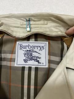 【Burberry(バーバリー)】トレンチコートのサムネイル