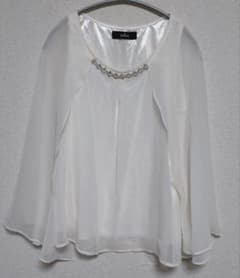 salire ビジュー付き シフォンブラウス ホワイトのサムネイル