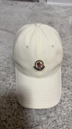 MONCLER ベースボールキャップ ホワイト - メルカリ