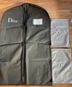 Dior ガーメントバッグ 黒 メッシュポーチ付きのサムネイル
