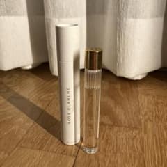 Her lip toロールオンフレグランス Rose Blancheのサムネイル