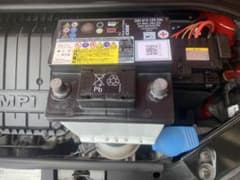 フォルクスワーゲン　up アップ　純正　バッテリー　中古のサムネイル
